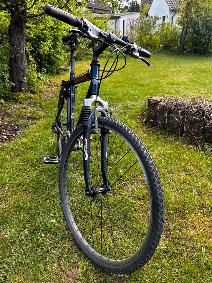 Bergamont Fluxus Herren Fahrrad Crossbike 28 Zoll blau in Lichtenfels