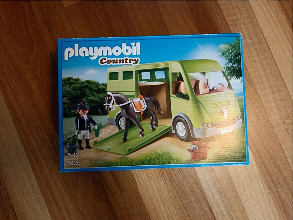 Playmobil Pferdehof und Pferdetransporter in Thalfang