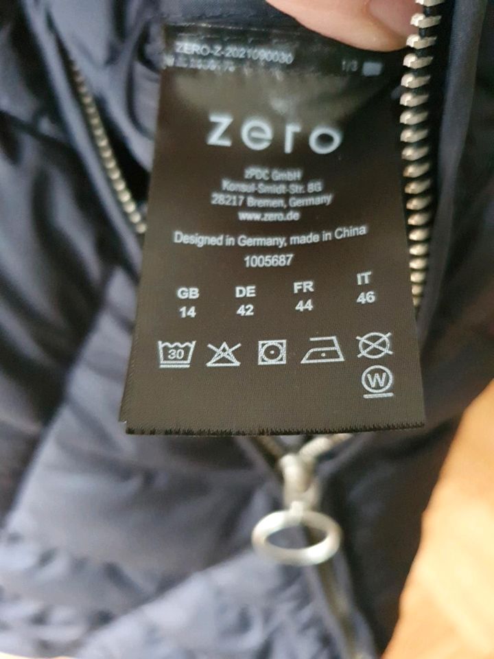 ZERO, tolle, neue längere Jacke, Kurzmantel, navy Gr. 42 in Mettmann