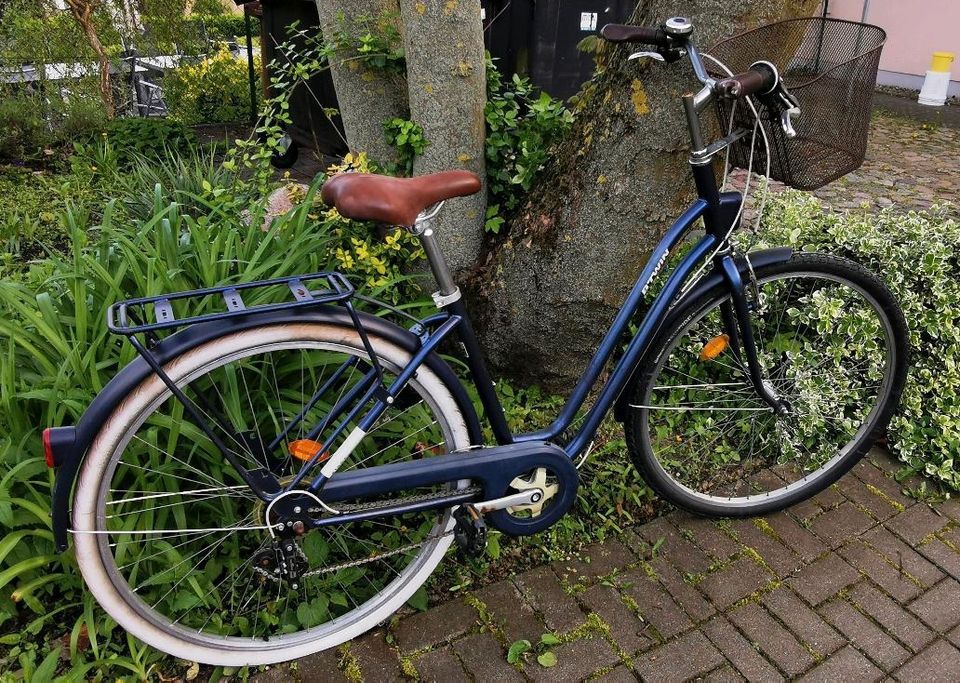 BTWIN Damen Cityrad Fahrrad Narbenschaltung dunkelblau braun in Petershagen