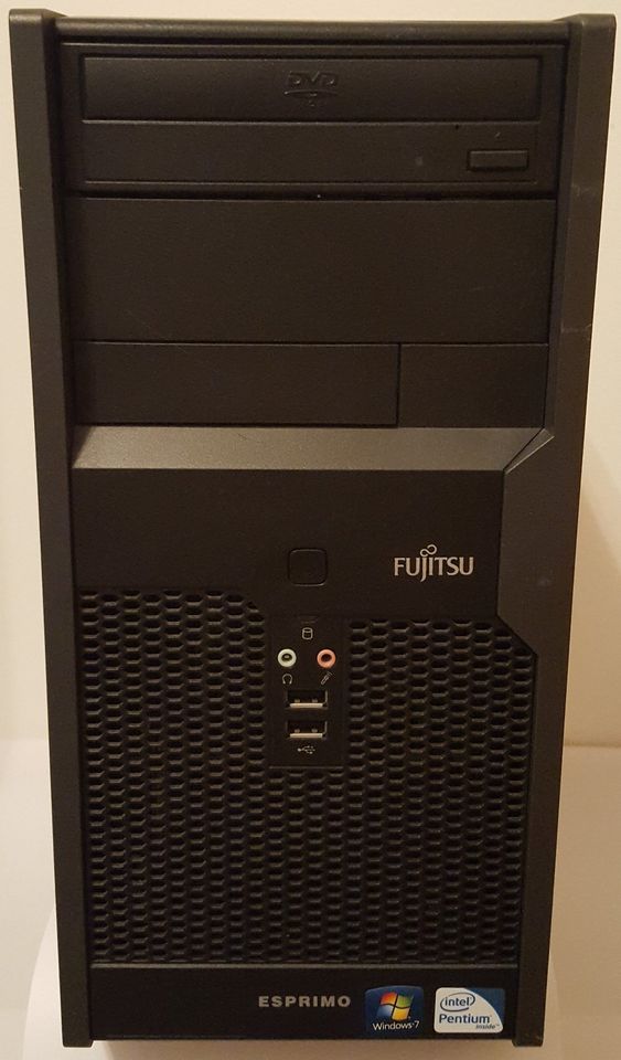 PC FUJITSU ESPRIMO P2560 in Schillingsfürst