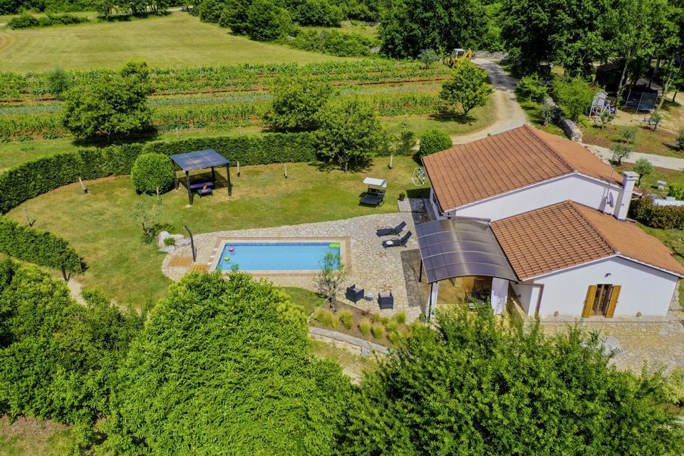 Ferienhaus mit Pool in Krajcar Brijeg (Kroatien) für 5 Personen in Hermannsburg