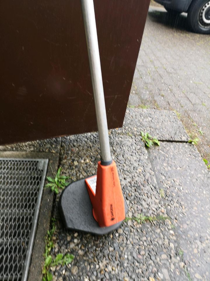 Rasentrimmer Gardena gebraucht in Bomlitz