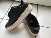 NIKE AIR FORCE Schwarz Sneaker Schuhe 40.5 Baden-Württemberg - Reutlingen Vorschau