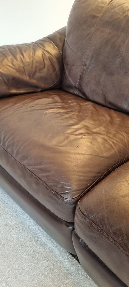 Sofa mit ausziehbaren Fußstützen in Unterhaching