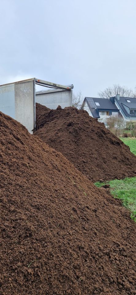 Pferdemist Biogas Substrat und Mist Lieferung in Schwerte