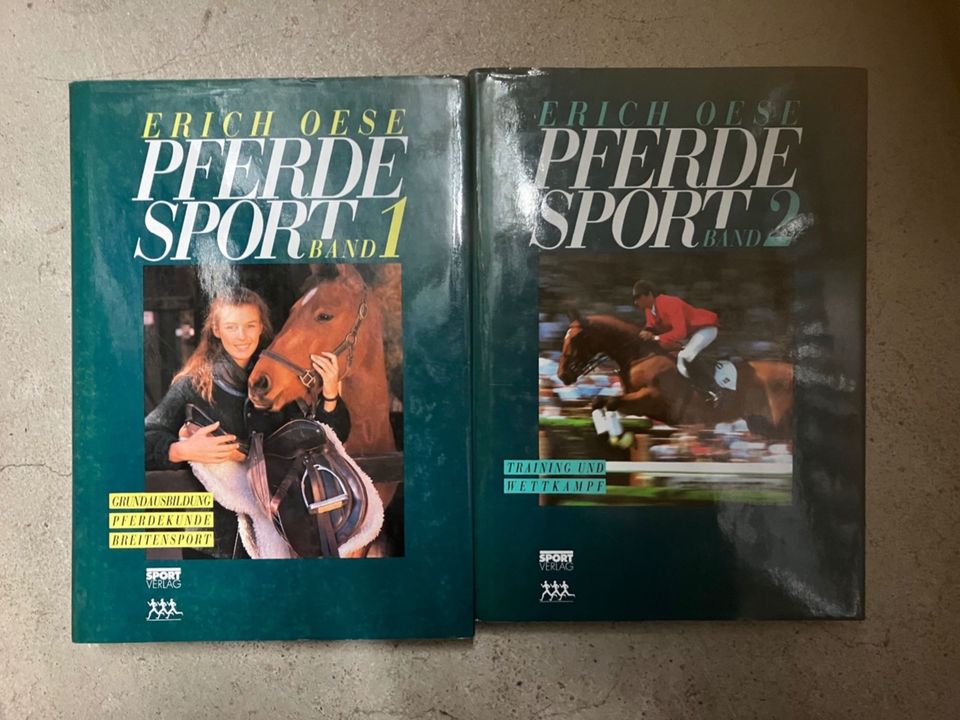 2 Bücher „Pferdesport 1-2 : Grundausbildung, Pferdekunde, …“ in Ochtendung