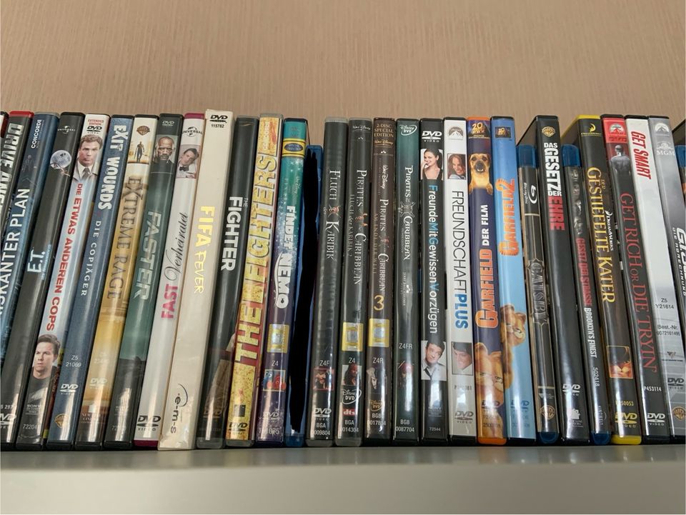 Verschiedene Filme (kein FSK 18) DVDs + Blurays in Gnarrenburg