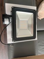 Neuer LED bewegungsstrahler zu verkaufen Niedersachsen - Langenhagen Vorschau