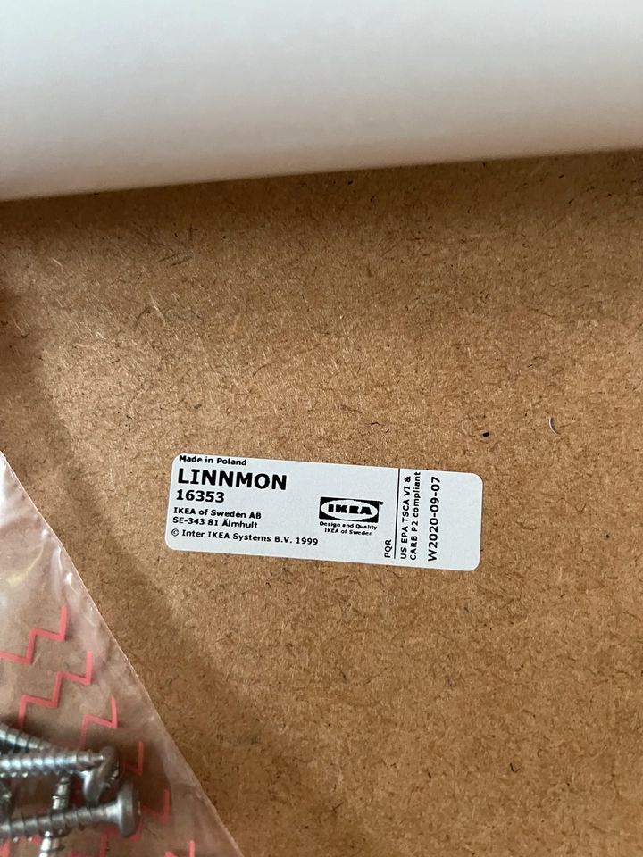 Ikea Schreibtisch Linnmon 150x75cm und verstellbare Beine in Bremerhaven