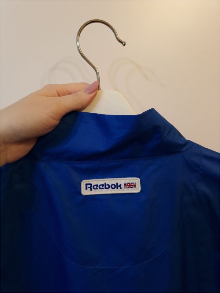 Stylische Reebok-Jacke (Herren) in blau, Track Jacket Größe: XL, in Nürnberg (Mittelfr)