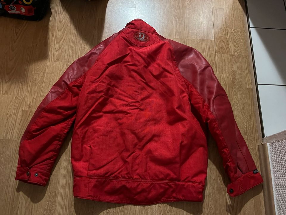 Motorrad Jacke rot 48-50 Belstaff in Frankfurt am Main