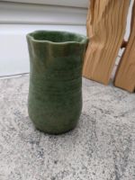 Alte Vase Vintage Handarbeit grün Schleswig-Holstein - Stapelfeld Vorschau