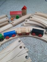 Holz Eisenbahn mit vielen Schienen,Weichen + Häusern etc. Brandenburg - Lübbenau (Spreewald) Vorschau