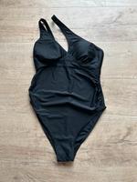 Esprit Badeanzug/Umstandsbadeanzug Maternity Gr. M/L neuwertig Nordrhein-Westfalen - Bad Oeynhausen Vorschau