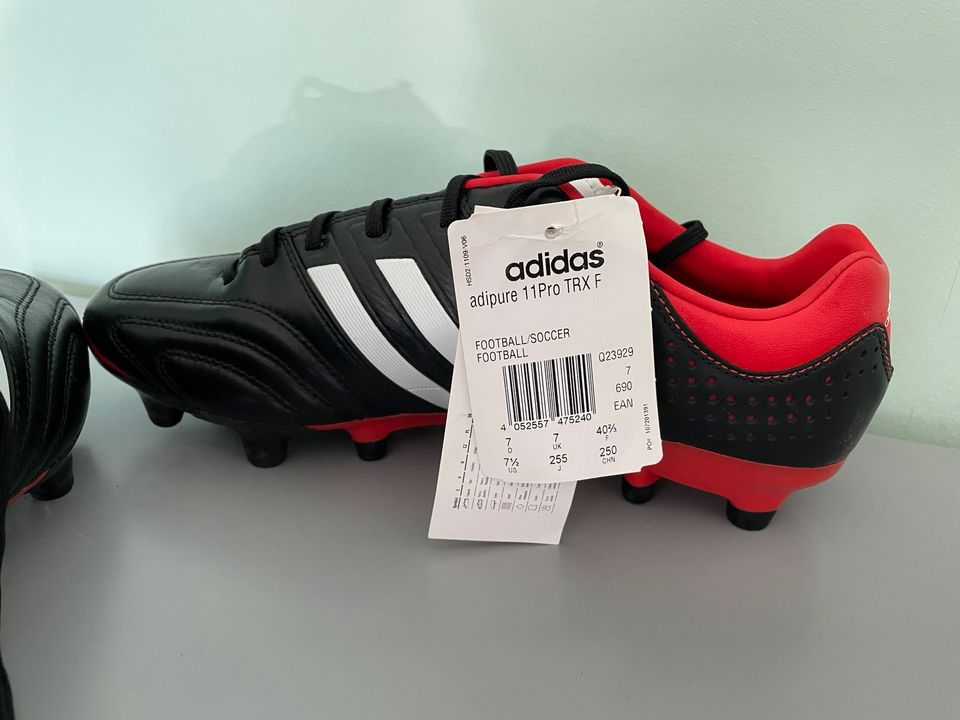 Adidas adipure 11pro FG NEU 40 2/3 UK 7 US 7,5 Fussballschuhe in Horneburg