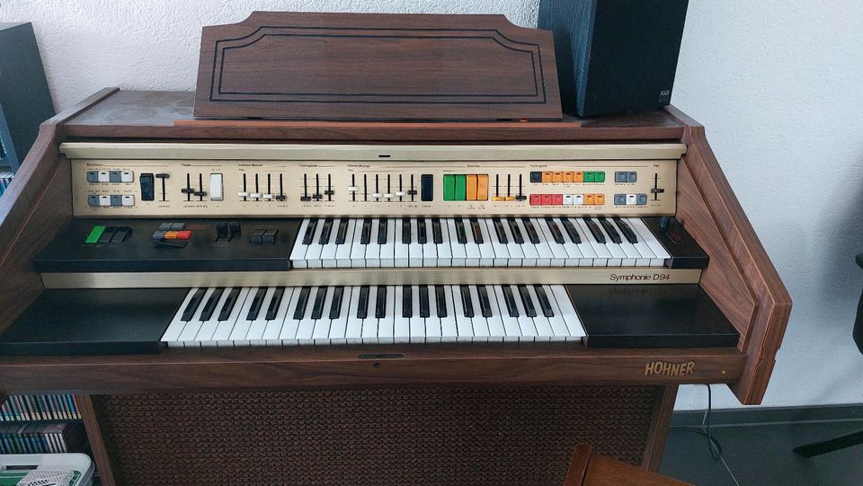 Hohner Symphony D94 elektronische Orgel 2Manual, Pedal in Gerlingen