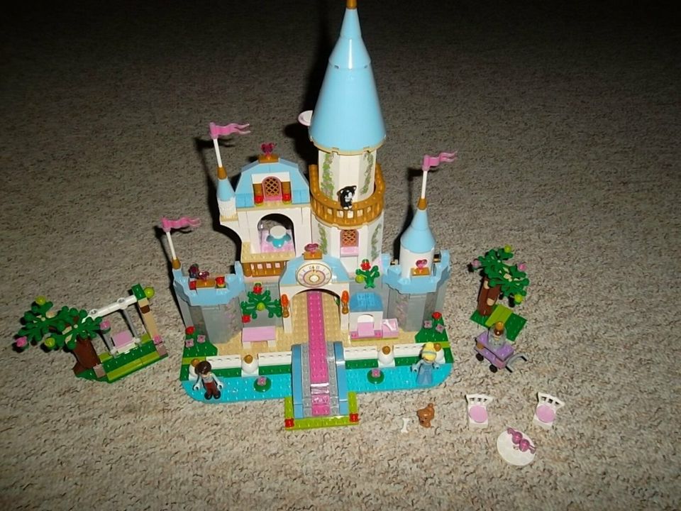 Lego Disney Princess 41055- Cinderellas Prinzessinnenschloss in Frohburg