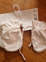 Baby  erstlings Handschuhe Nordrhein-Westfalen - Velbert Vorschau