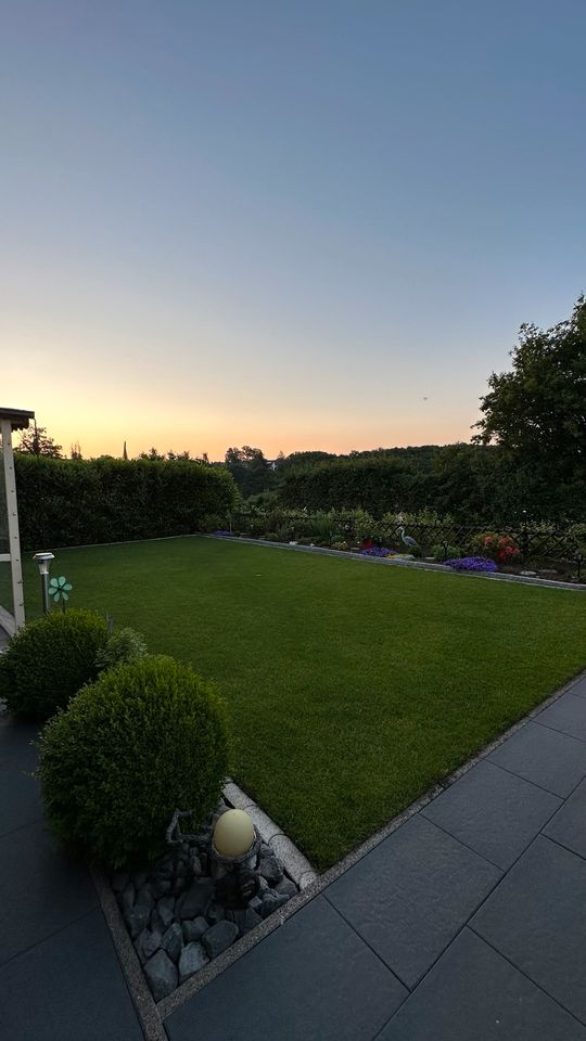 Reihenendhaus mit großem Garten, Garage und Carport im Buckesfeld in Lüdenscheid