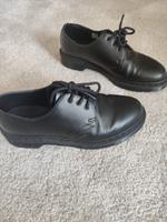 Dr. Martens Classic Smooth Black Leather Oxfords, Größe 39 Hessen - Bischofsheim Vorschau