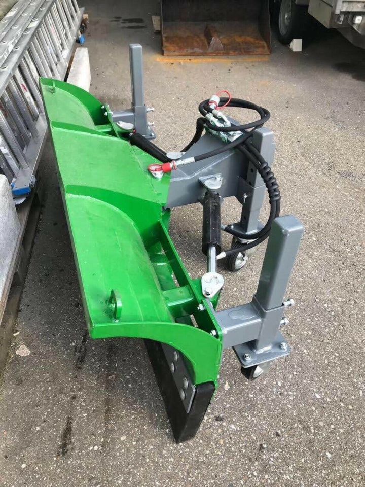 AGROMET MINI PFLUG - SCHNEESCHILD 1.50m fur Hoflader - Mini Lader in Celle