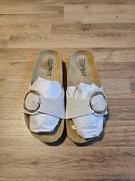 Esprit Sandalen, Echtleder, Gr. 40 creme/ gold Schleswig-Holstein - Probsteierhagen Vorschau