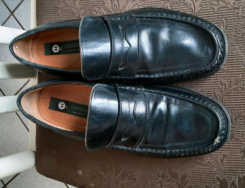 Herren Schuhe Größe 44. (9½) in Lastrup