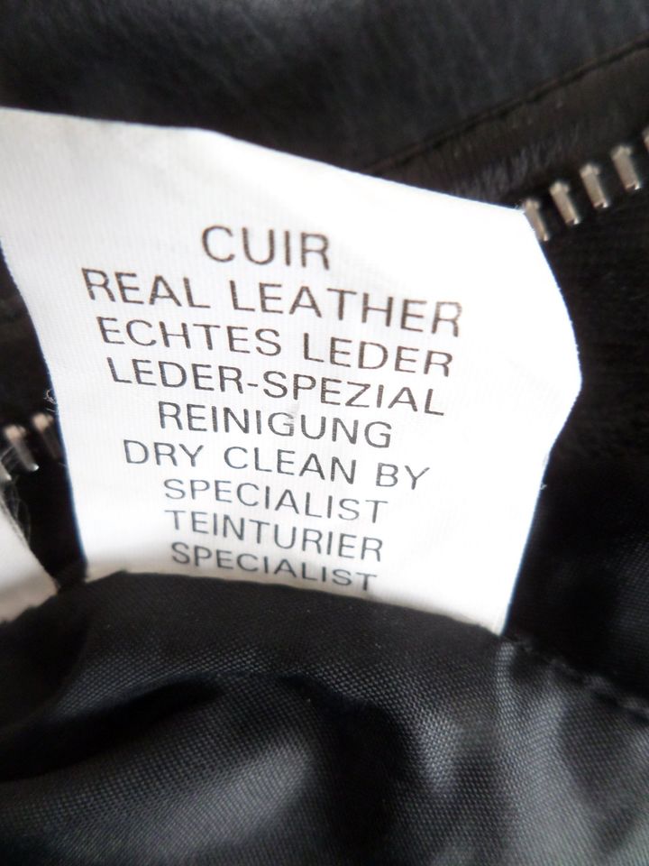 Louis.Lederhose.Hose.Outdoorhose.echtes Leder.Gr.46.Gr.S in Celle