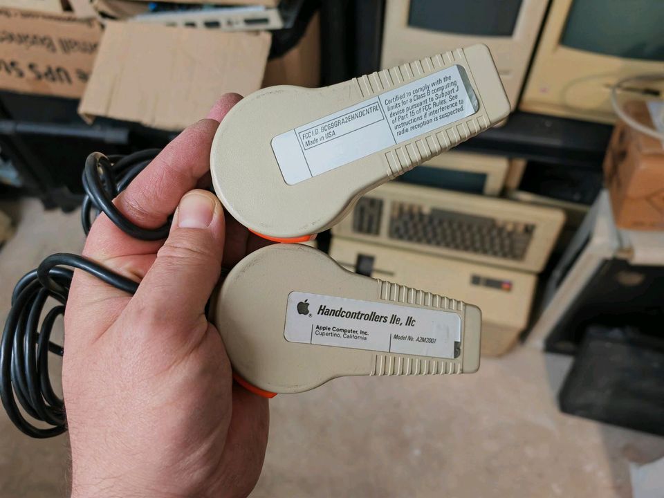 Apple IIe IIc Hand Controller A2M2001 in Herzberg am Harz
