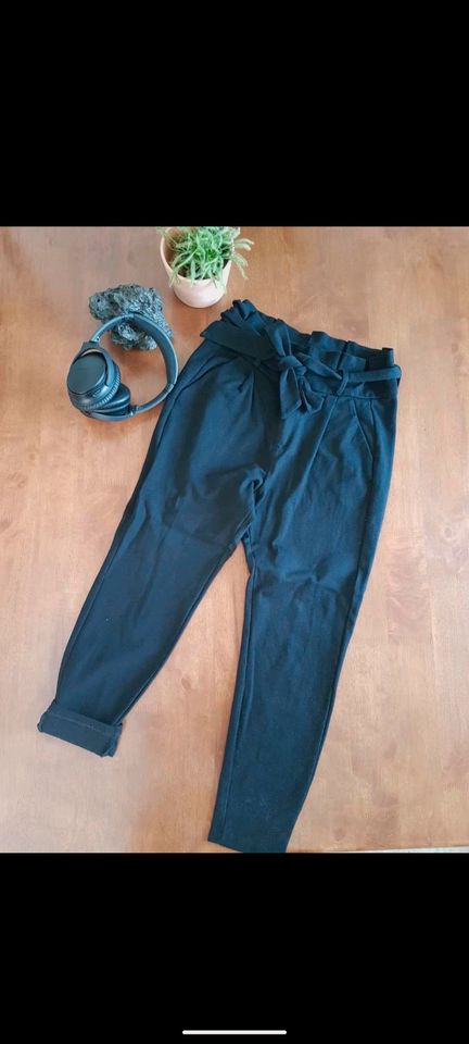 Businesshosr Chino Vero Moda XS, schwarz, Slimfit in Landshut