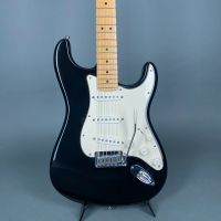 2001 Fender Stratocaster Standard USA black mapleneck orig CASE Nordrhein-Westfalen - Herne Vorschau