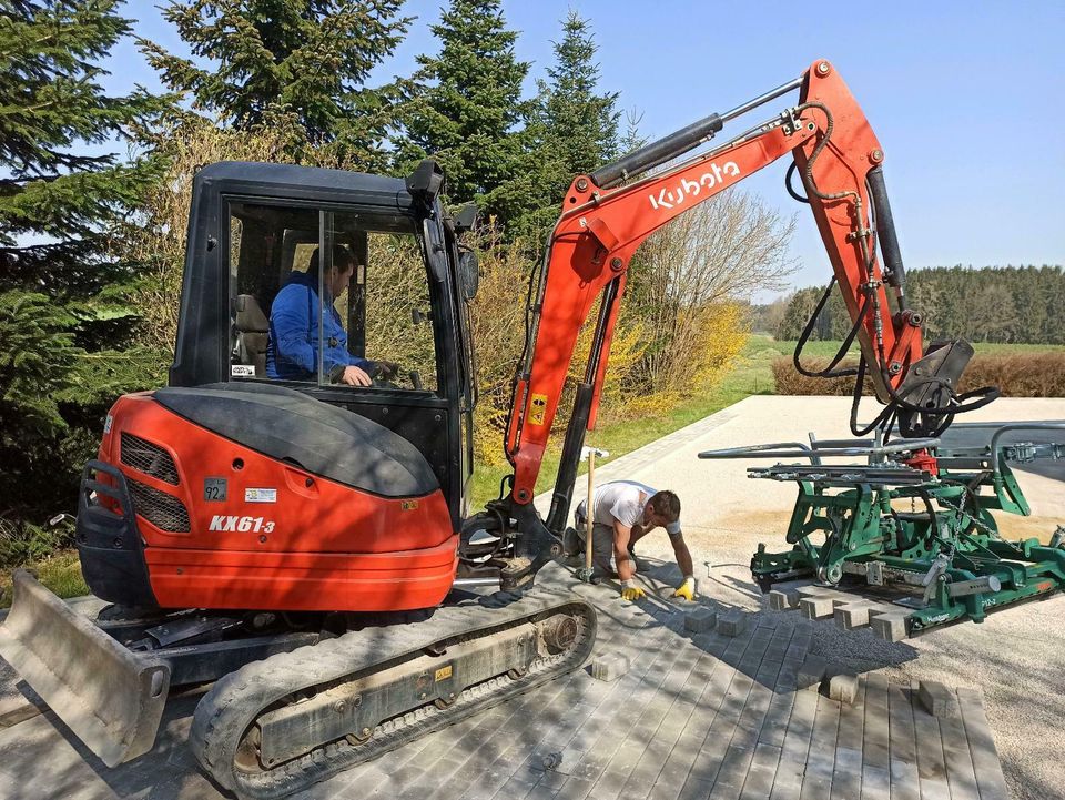 Vermiete Minibagger Radlader Verleih Baumaschinen in Vilsheim