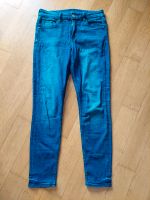 Konvolut Damen Jeans Skinny Blau Weiß Grau 36 38 Denim Kr. Dachau - Dachau Vorschau