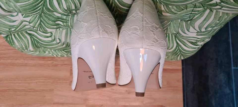 Tamaris Pumps Brautschuhe Hochzeit Spitze Neu Gr. 41 in Süd - Sachsenhausen  | eBay Kleinanzeigen ist jetzt Kleinanzeigen