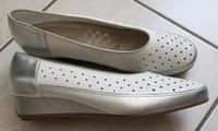 Ara Damen Keilpumps Gr.  39 G, weiß silber Saarbrücken-Dudweiler - Dudweiler Vorschau