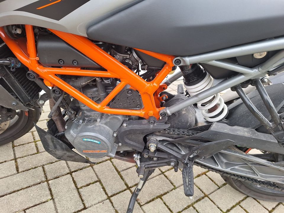 KTM Duke 125 in Ichenhausen