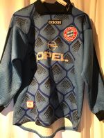 Kinder Torwart Trikot Oliver Kahn Gr.M FC Bayern M.  Sammlerstück Nordrhein-Westfalen - Burbach Vorschau