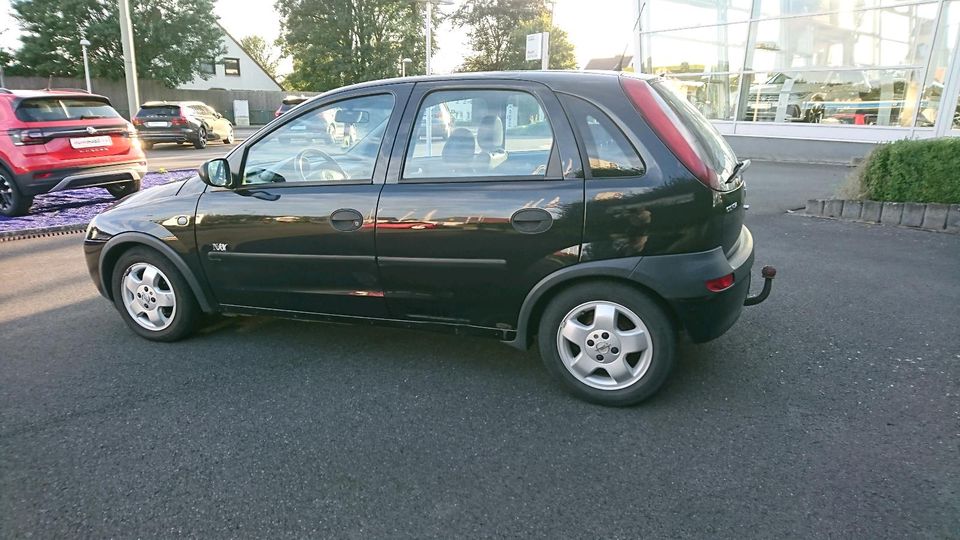 Opel Corsa C 1.2 in Altenkirchen