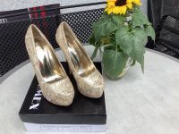 Plateauschuhe, High Heels Gold Gr 38/ Gr 5 Nordrhein-Westfalen - Hagen Vorschau