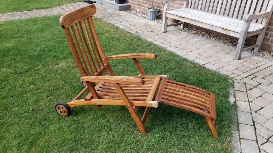 Deckchair aus Teakholz in Bomlitz