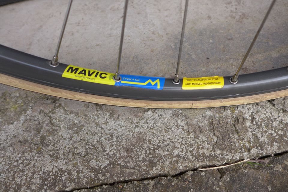 RennradCiöcc Dura Ace7400 Mavic 300 km Pelizzoli RH 60 neuwertig in Homburg