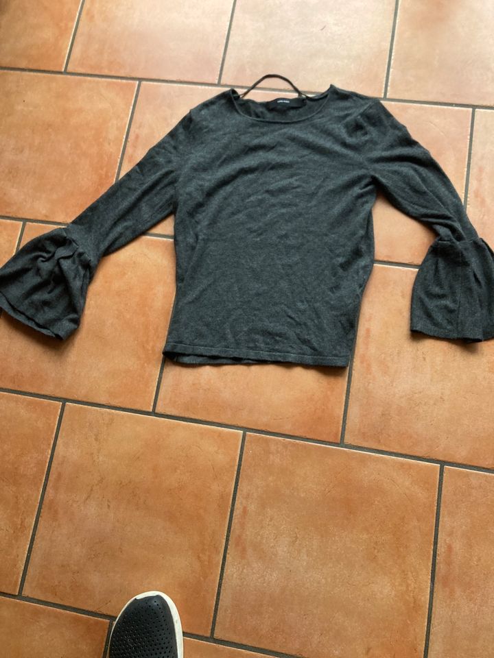 Damen Vero Moda Pullover schwarz Gr M in Köln