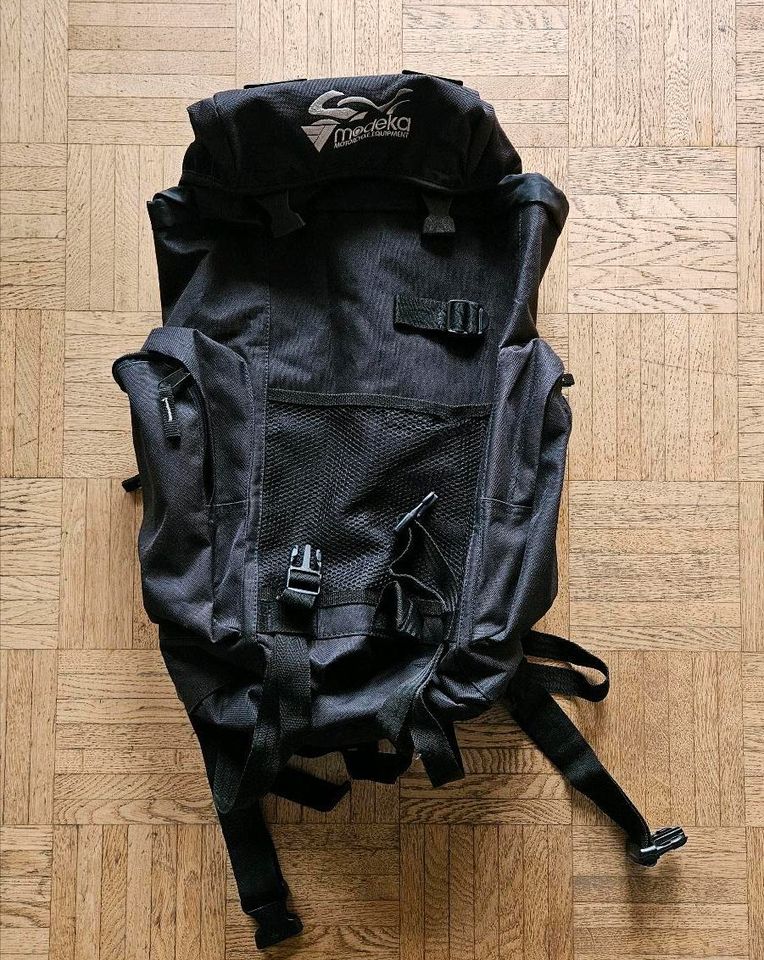 Modeka Motorrad Rucksack schwarz in Pfullingen