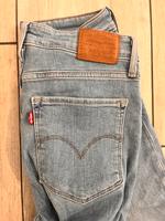 Levis Jeans Nordrhein-Westfalen - Holzwickede Vorschau