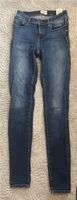 Only Jeanshose SHAPE Regular skinny W29 L34 zu Niedersachsen - Ermke Vorschau