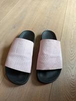 adidas Frauen Adilette Luxe W Shower Gr. 40 Altona - Hamburg Rissen Vorschau