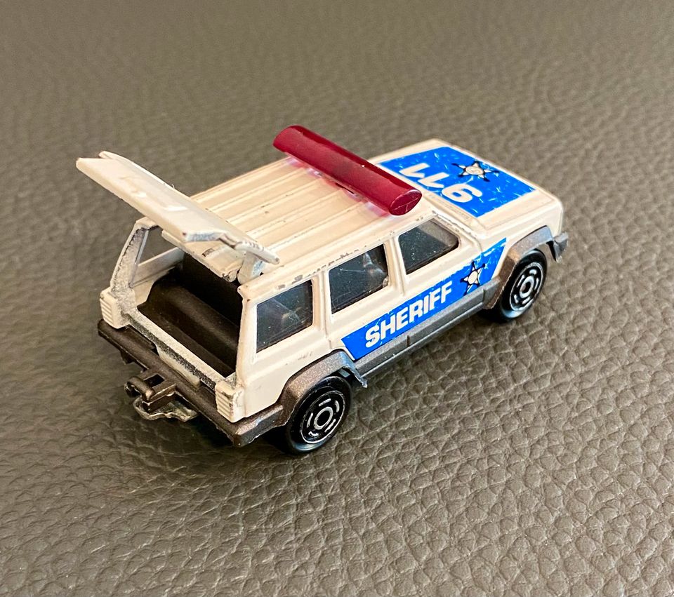 Majorette Jeep Cherokee 4x4, Police / Sheriff, Nr. 224 in Mainz