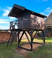 Selbstgebautes Spielhaus mit einklappbarer Leiter Brandenburg - Eisenhüttenstadt Vorschau