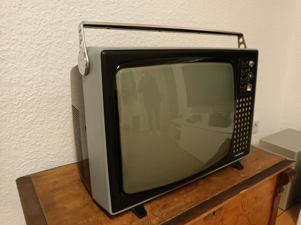 Vintage Blaupunkt Orbis Röhren Fernseher 70er Jahre Spaceage Deko in Solingen